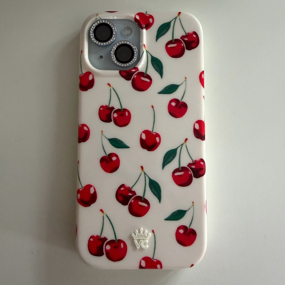 Velvet Caviar iPhone 15 case